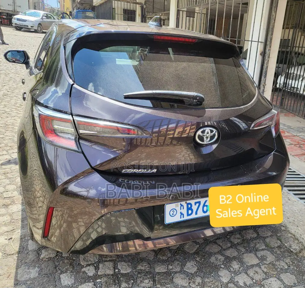 Toyota Corolla 2021 Burgundy