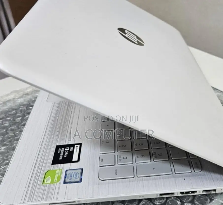 New Laptop HP Envy X360 16GB Intel Core I5 SSD 1T