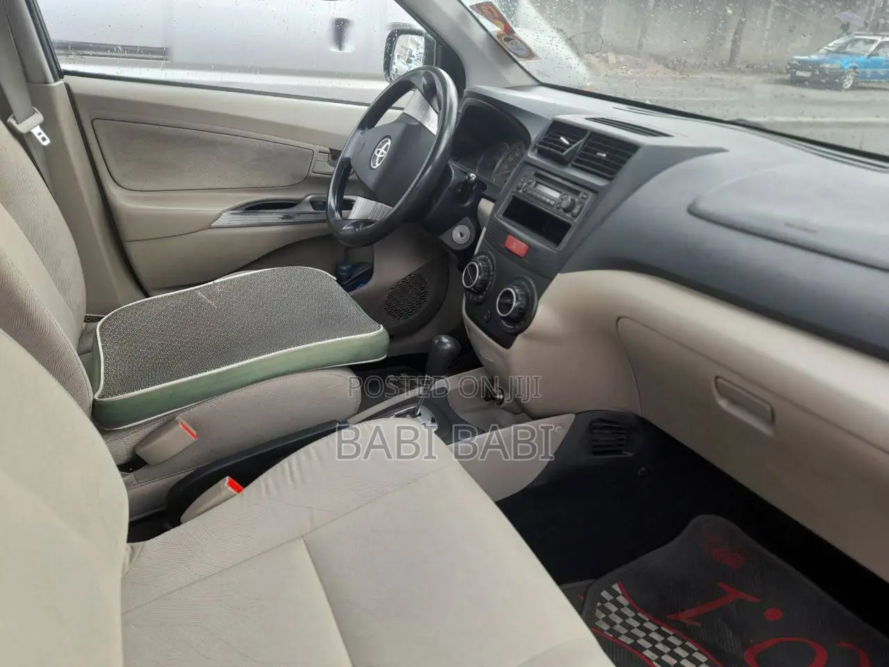 Toyota Avanza 2015 Gold