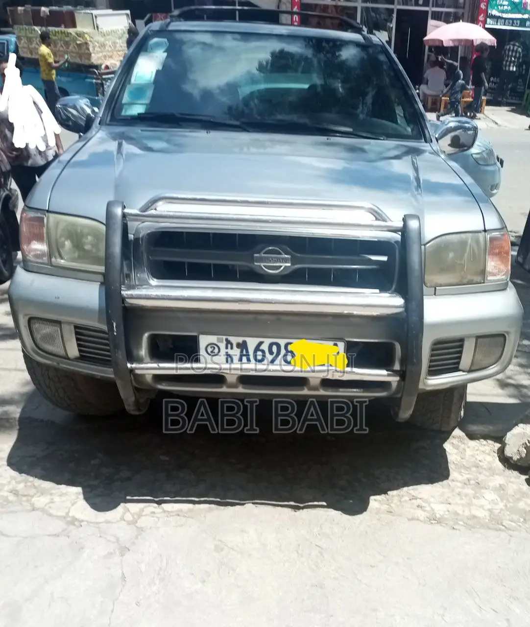 Nissan Pathfinder Automatic 2000 Silver