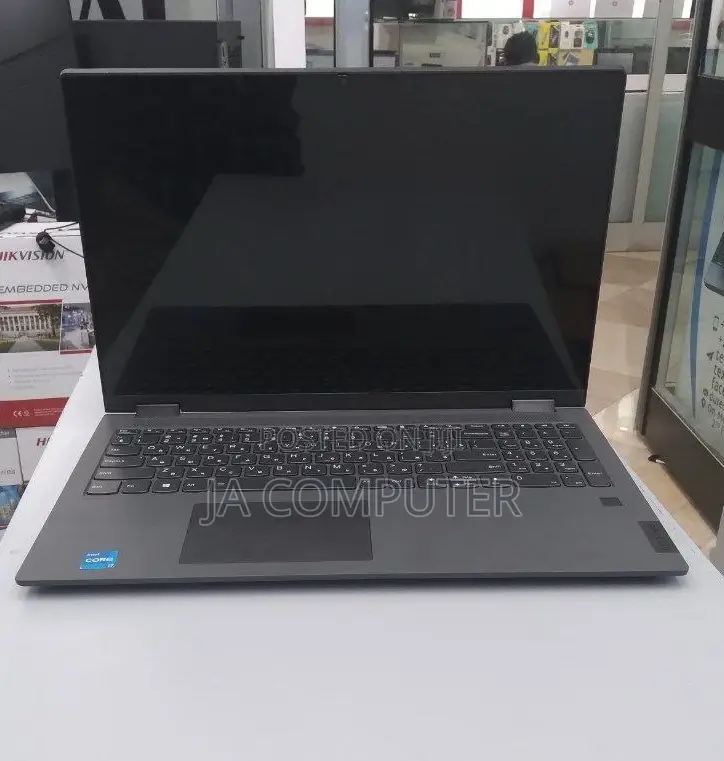 New Laptop Lenovo IdeaPad Flex 14 16GB Intel Core I7 SSD 512GB