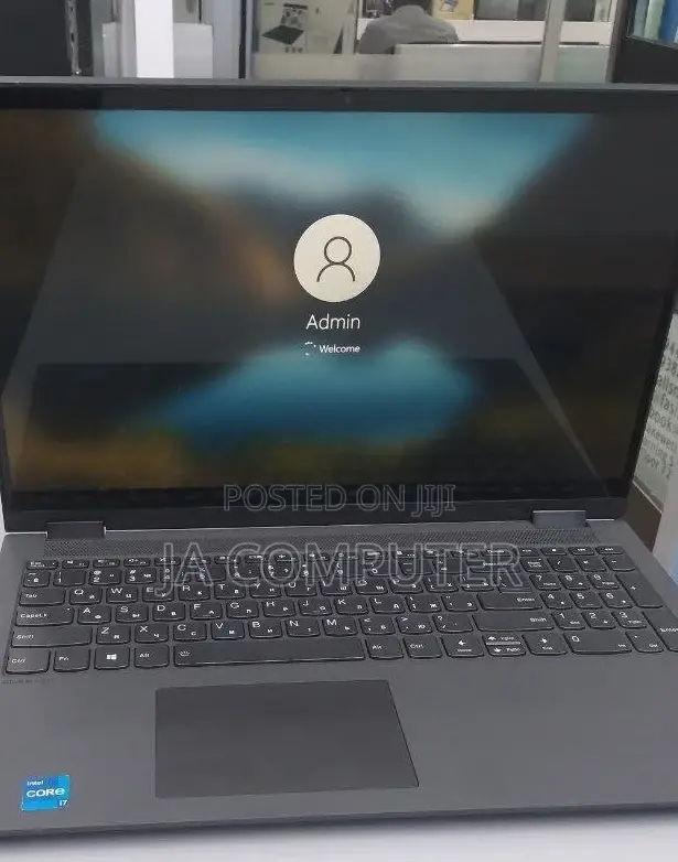 New Laptop Lenovo IdeaPad Flex 14 16GB Intel Core I7 SSD 512GB