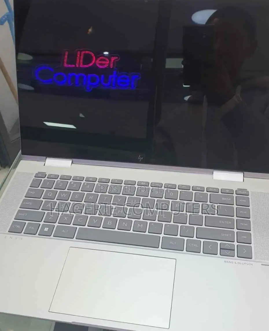 New Laptop HP Envy 15 16GB Intel Core I7 SSD 512GB