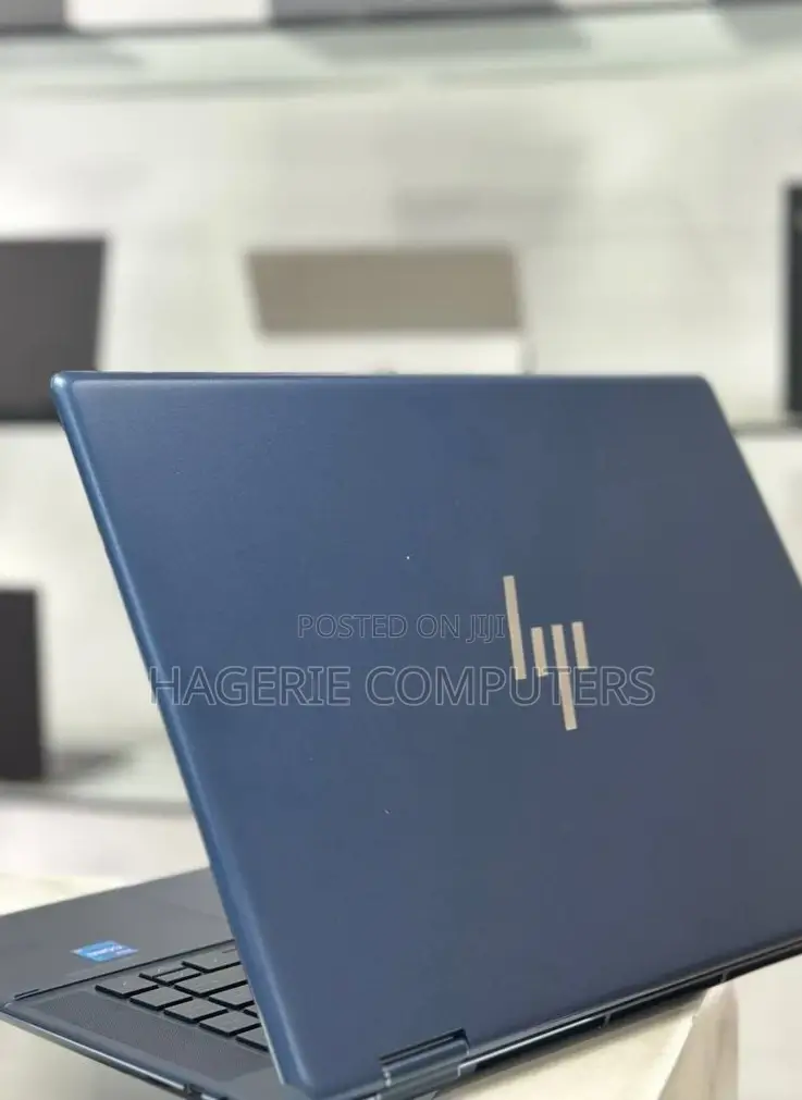 New Laptop HP Spectre X360 16GB Intel Core I7 SSD 512GB