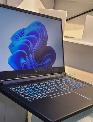 New Laptop Acer Predator Helios 300 16GB Intel Core I9 SSD 1T