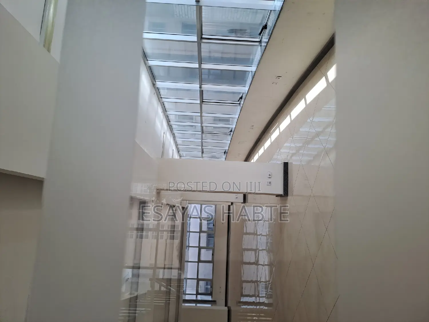 Office for Rental at Kasanchis