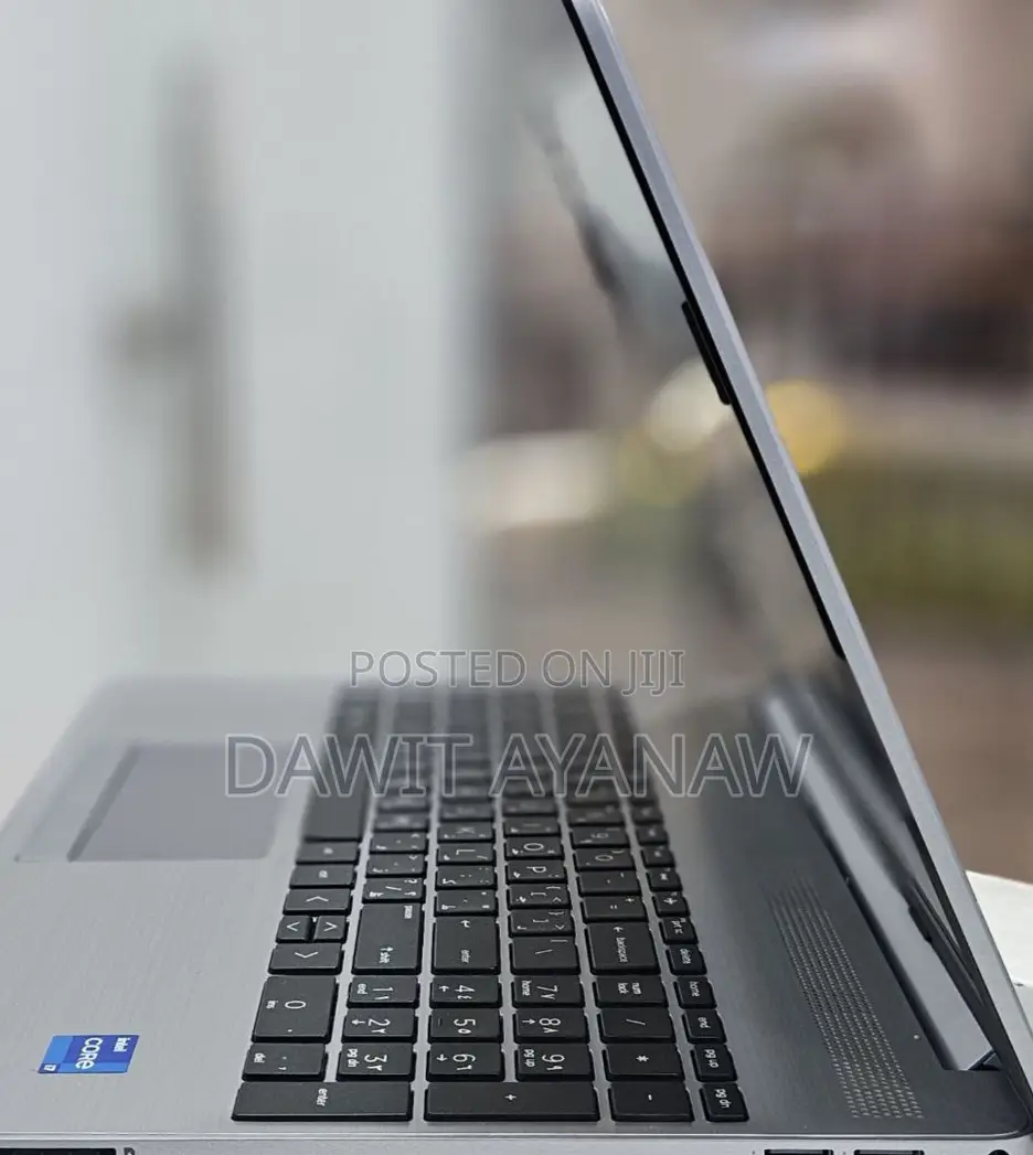 New Laptop HP Stream Notebook 8GB Intel Core I7 SSD 512GB