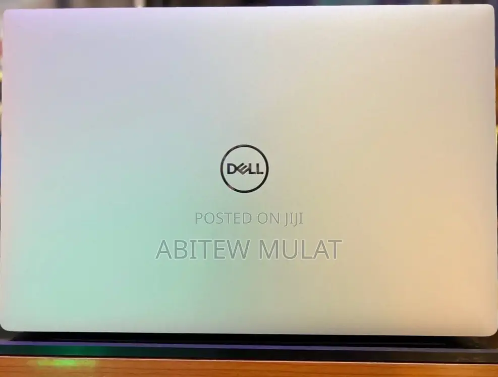 New Laptop Dell Precision 5520 16GB Intel Core I7 SSD 512GB