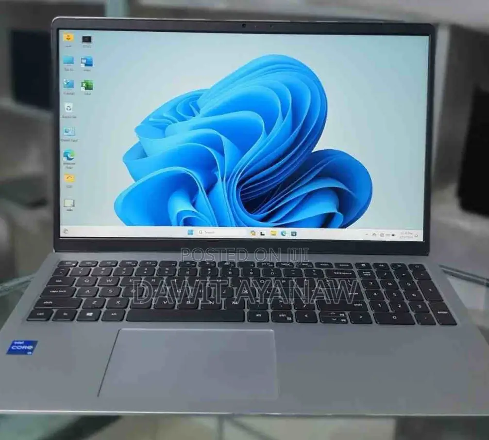 New Laptop Dell 16GB Intel Core I5 SSD 512GB