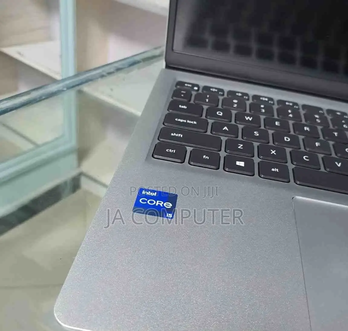 New Laptop Dell Inspiron 15 16GB Intel Core I5 SSD 512GB