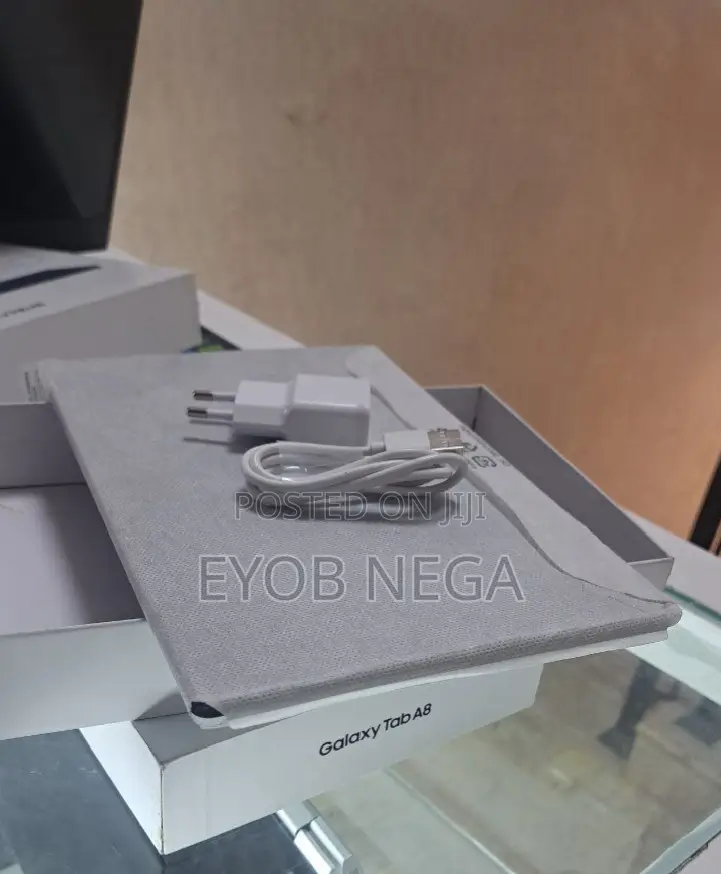 New Samsung Galaxy Tab A8 10.5 (2021) 64 GB White