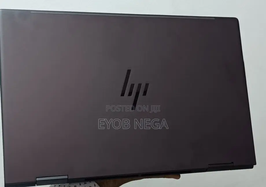New Laptop HP Envy X360 8GB AMD Ryzen 5 SSD 256GB