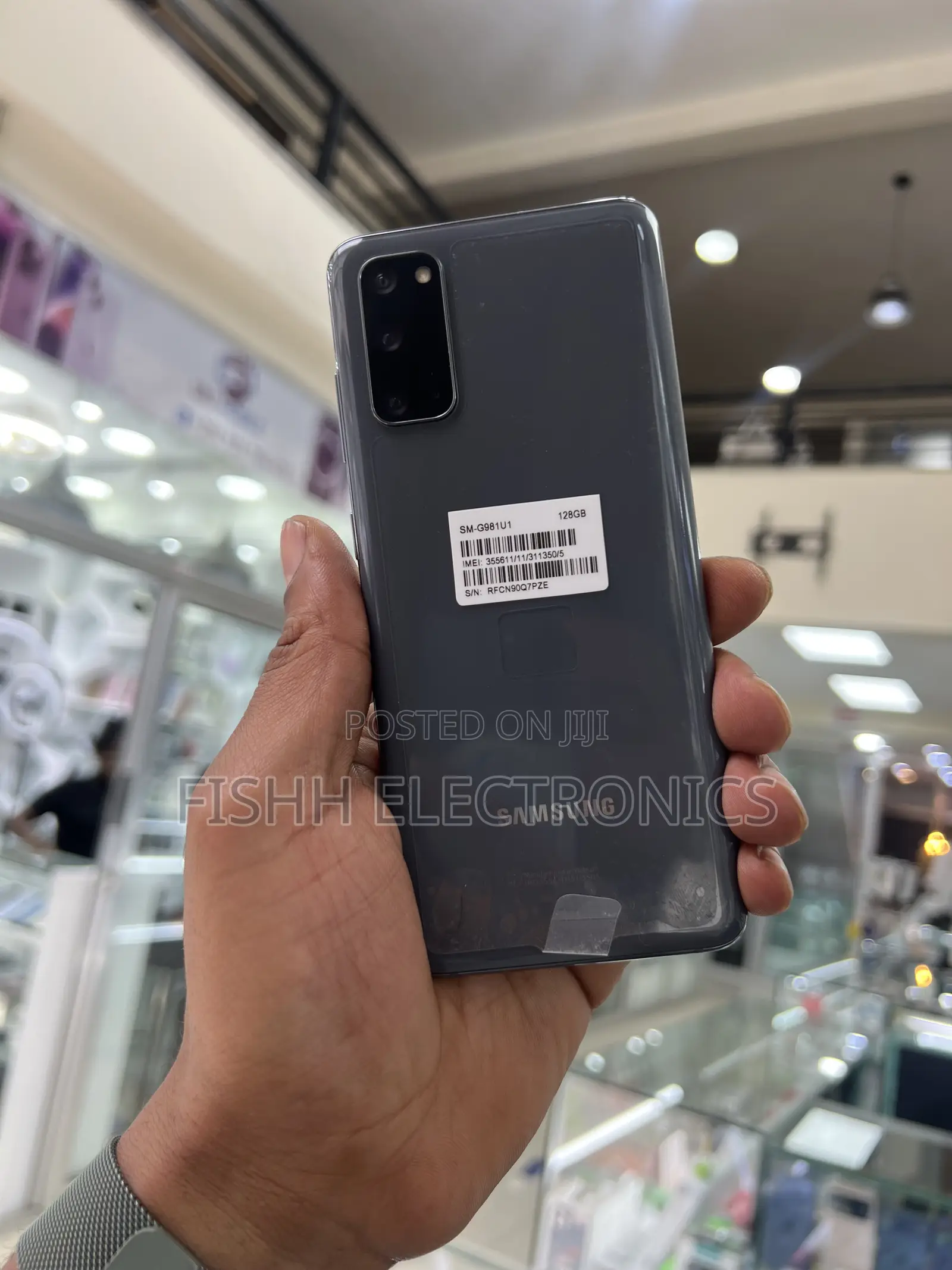 New Samsung Galaxy S20 128 GB Gray