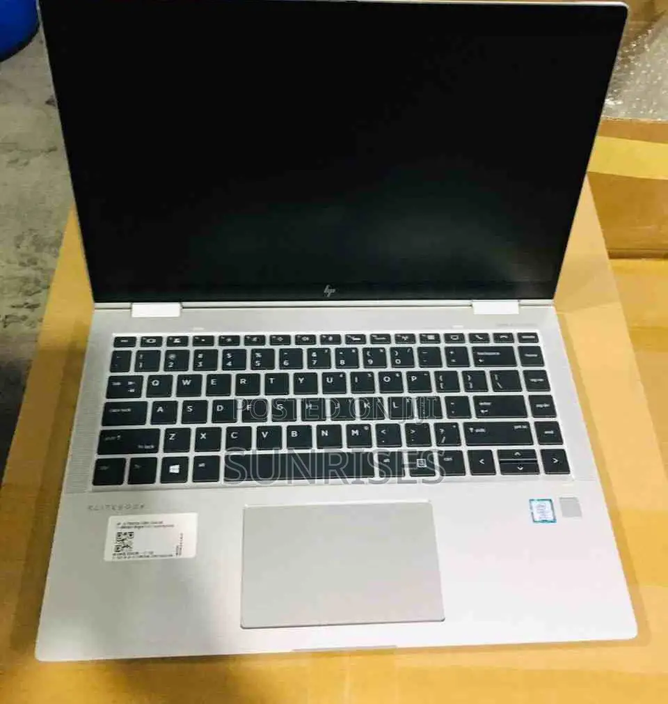 New Laptop HP X360 310 G2 16GB Intel Core I7 SSD 512GB