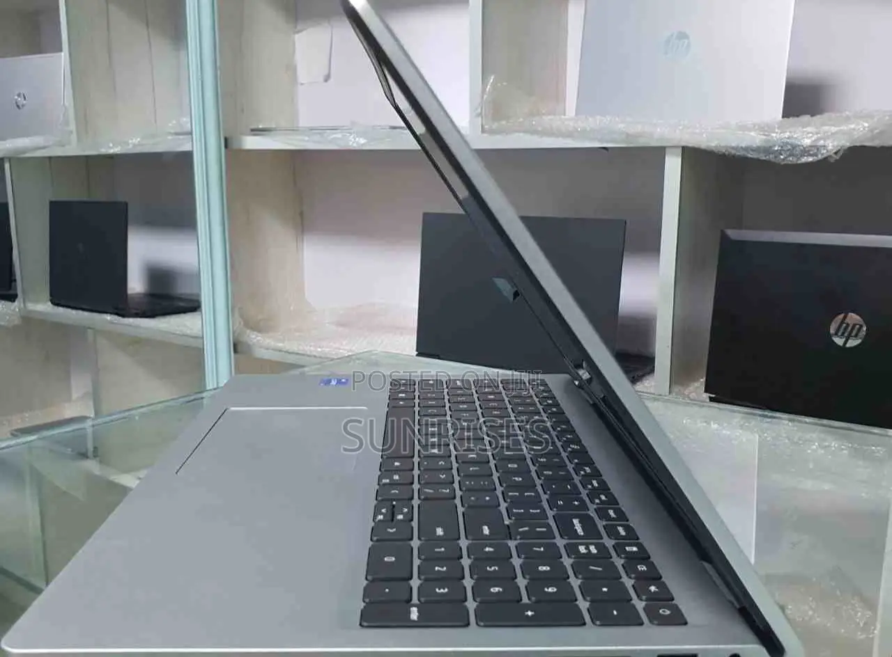 New Laptop Dell Latitude 5310 16GB Intel Core I5 SSD 512GB