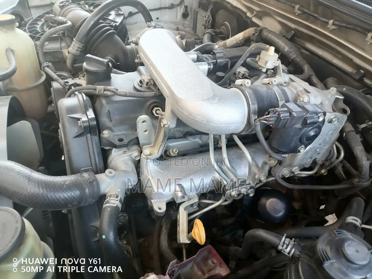 Toyota Hilux 2010 White