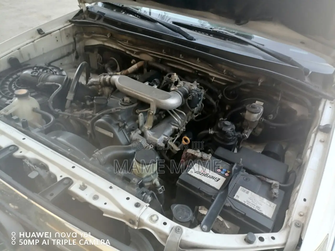 Toyota Hilux 2010 White