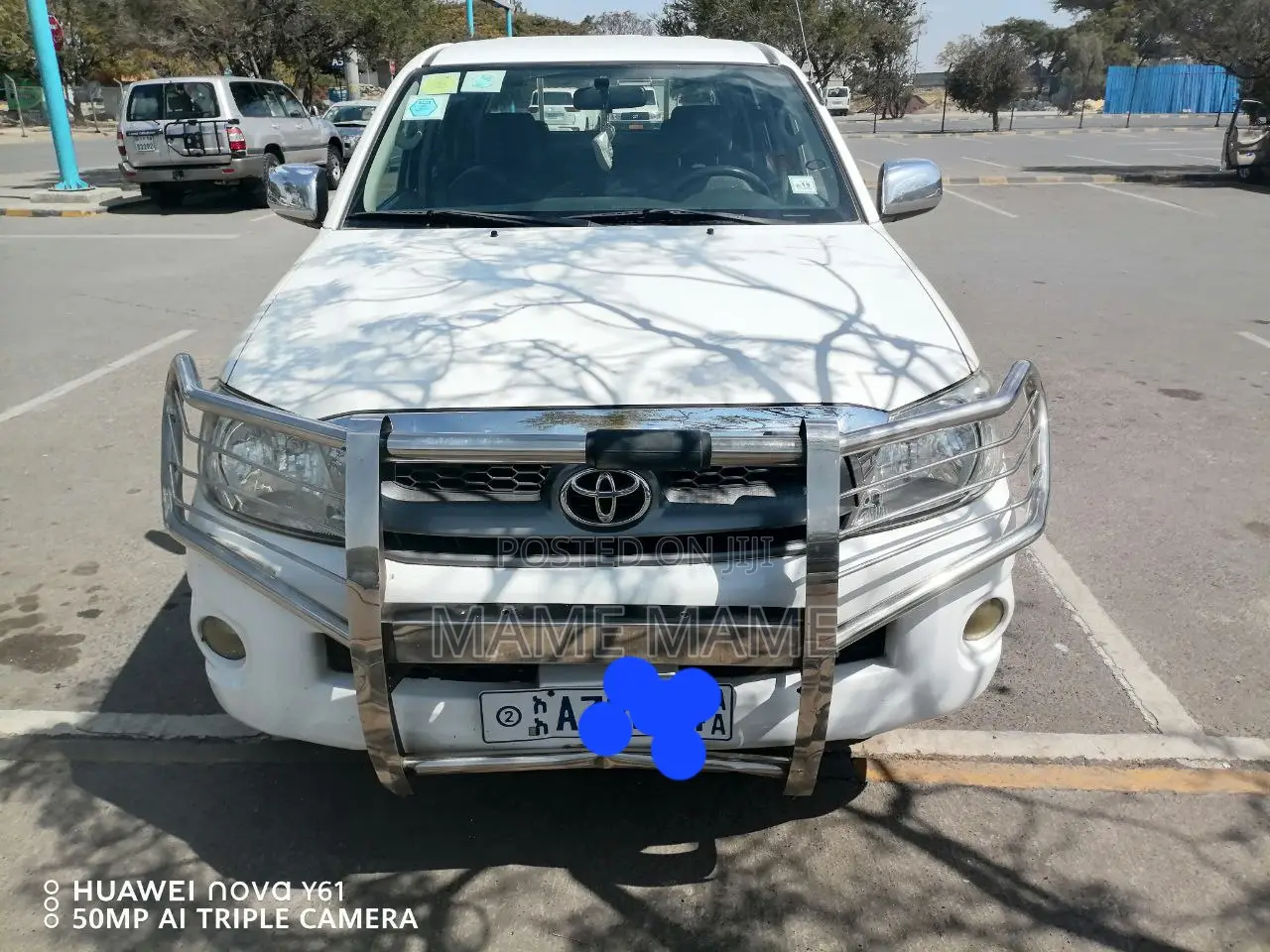 Toyota Hilux 2010 White
