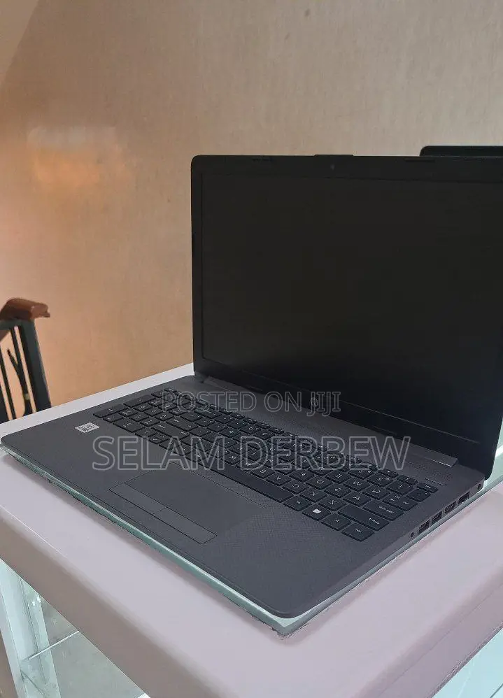 New Laptop HP Stream Notebook 8GB Intel Core I5 HDD 1T