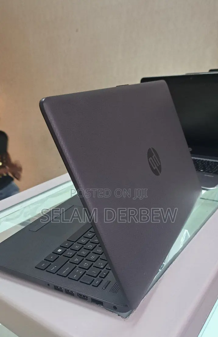 New Laptop HP Stream Notebook 8GB Intel Core I5 HDD 1T