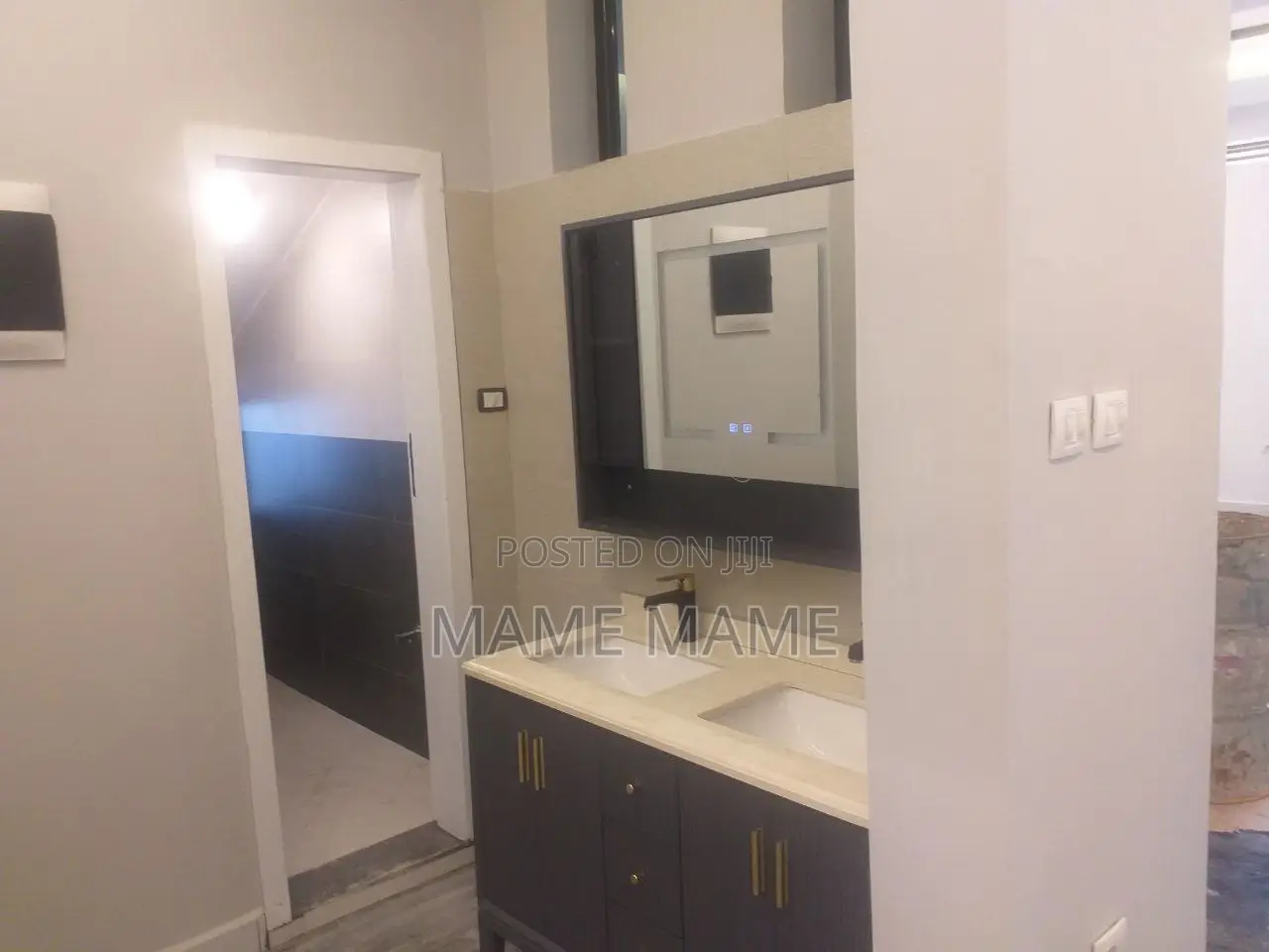 9bdrm House in Addis Abeba, Bole for sale