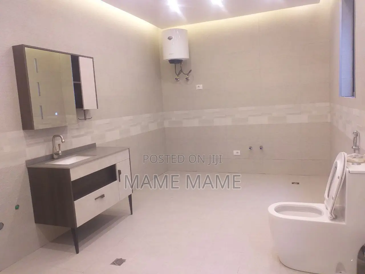 9bdrm House in Addis Abeba, Bole for sale