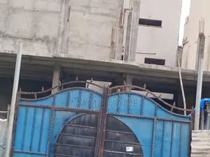 10bdrm House in Addis Abeba, Bole for sale