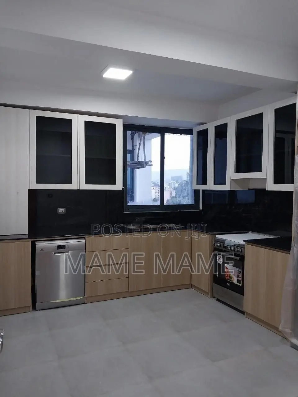 Furnished 3bdrm Apartment in Addis Abeba, Bole for sale