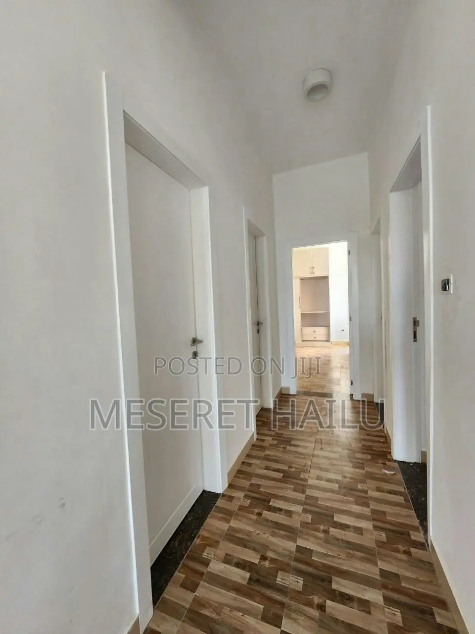 3bdrm Apartment in Lebu, Bole for sale