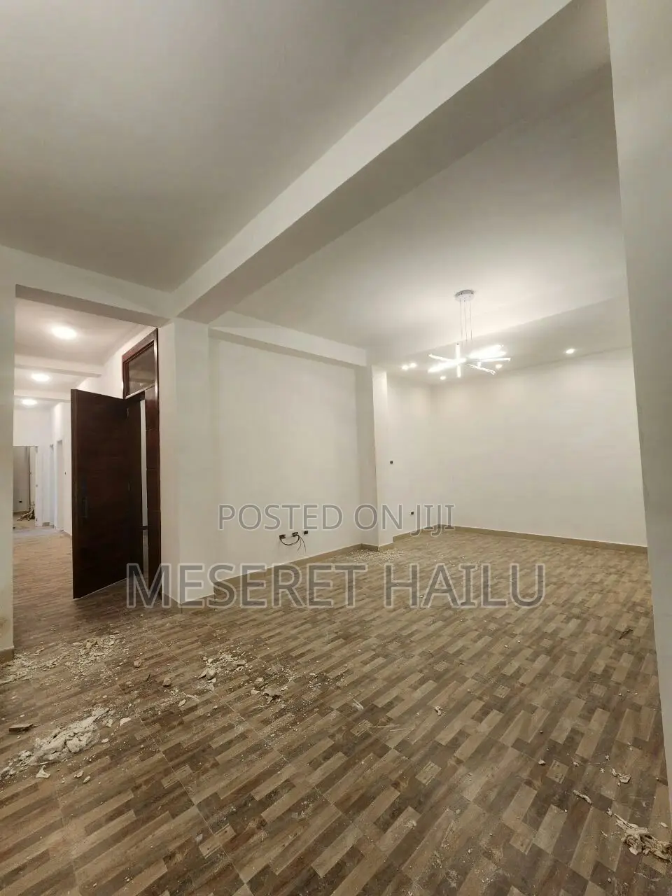 3bdrm Apartment in Lebu, Bole for sale