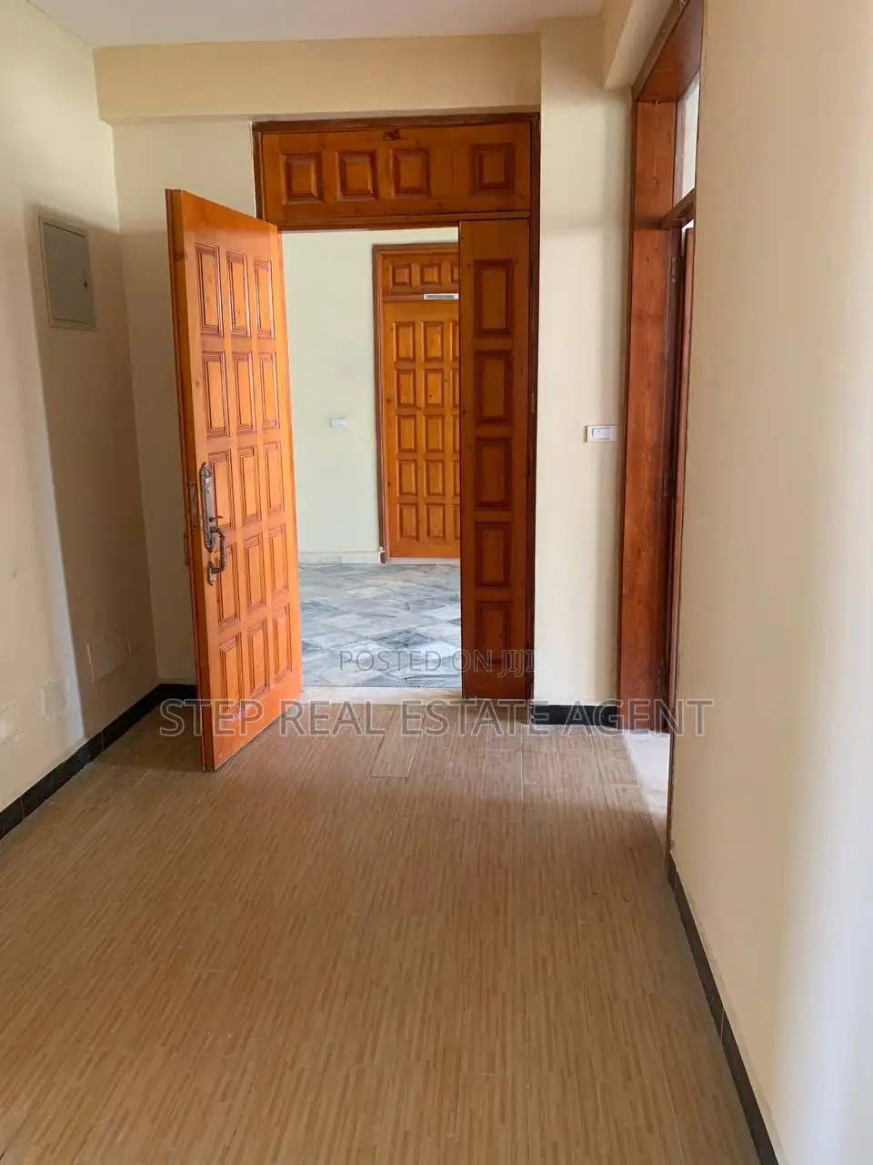 5bdrm Apartment in Bole for rent