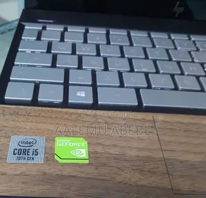 Laptop HP Envy 15 8GB Intel Core I5 SSD 512GB