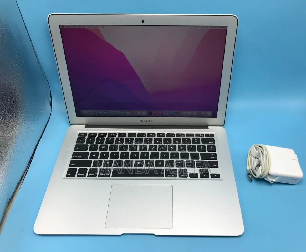 New Laptop Apple MacBook Air 2015 4GB Intel Core I5 SSD 128GB
