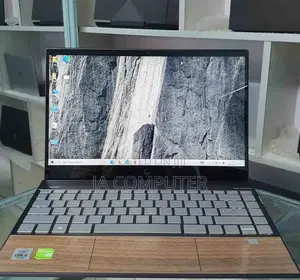 New Laptop HP Envy X360 8GB Intel Core I5 SSD 512GB