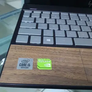 New Laptop HP Envy X360 8GB Intel Core I5 SSD 512GB