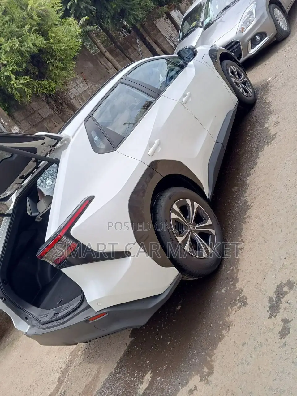 Toyota bZ4X 2023 White