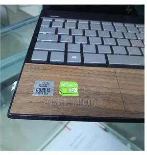 New Laptop HP Envy 15 8GB Intel Core I5 SSD 512GB