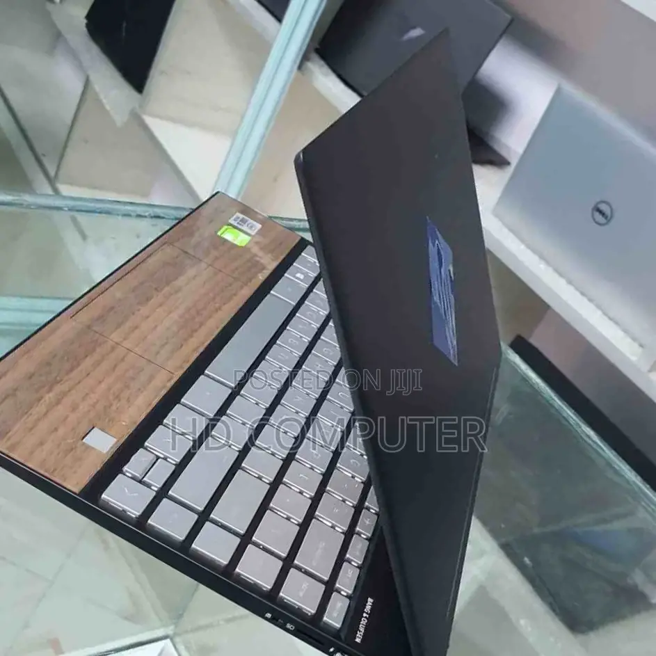 New Laptop HP Envy 15 8GB Intel Core I5 SSD 512GB