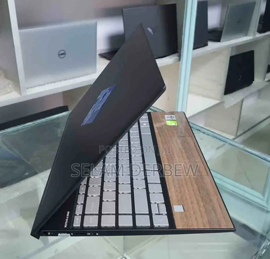 New Laptop HP Envy 13 8GB Intel Core I5 SSD 512GB