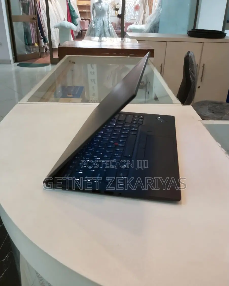 New Laptop Lenovo ThinkPad X1 Carbon 16GB Intel Core I7 SSD 512GB