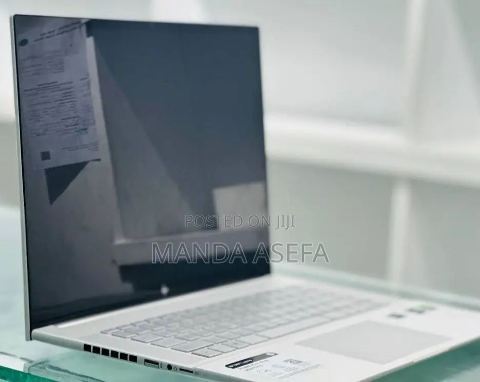 New Laptop HP Envy 14 32GB Intel Core I9 SSD 2T
