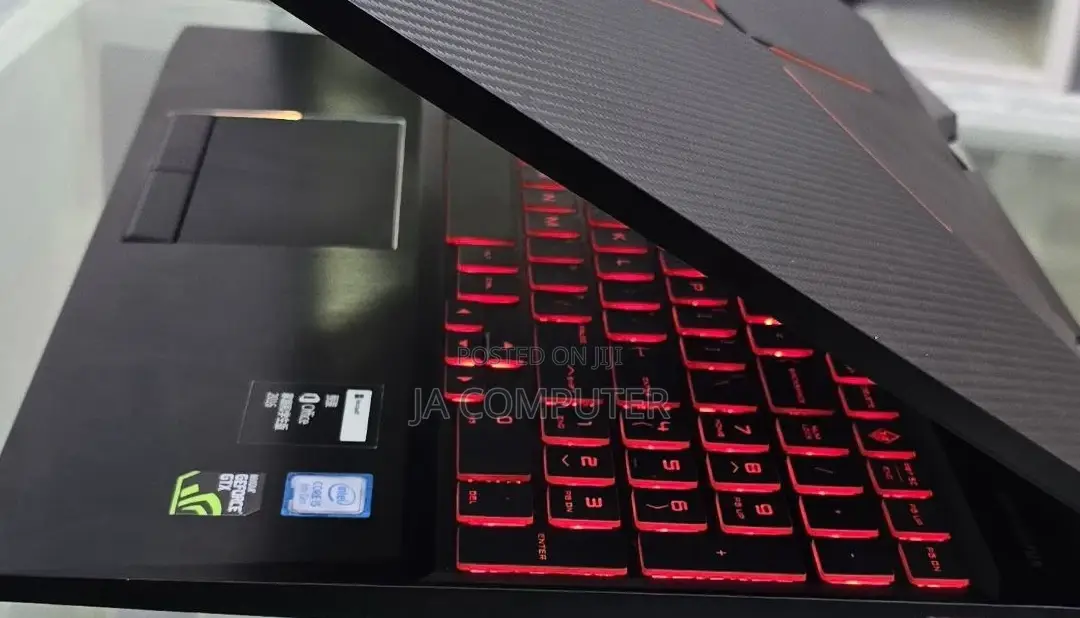 New Laptop HP Omen X 8GB Intel Core I5 HDD+SSD 1.5T