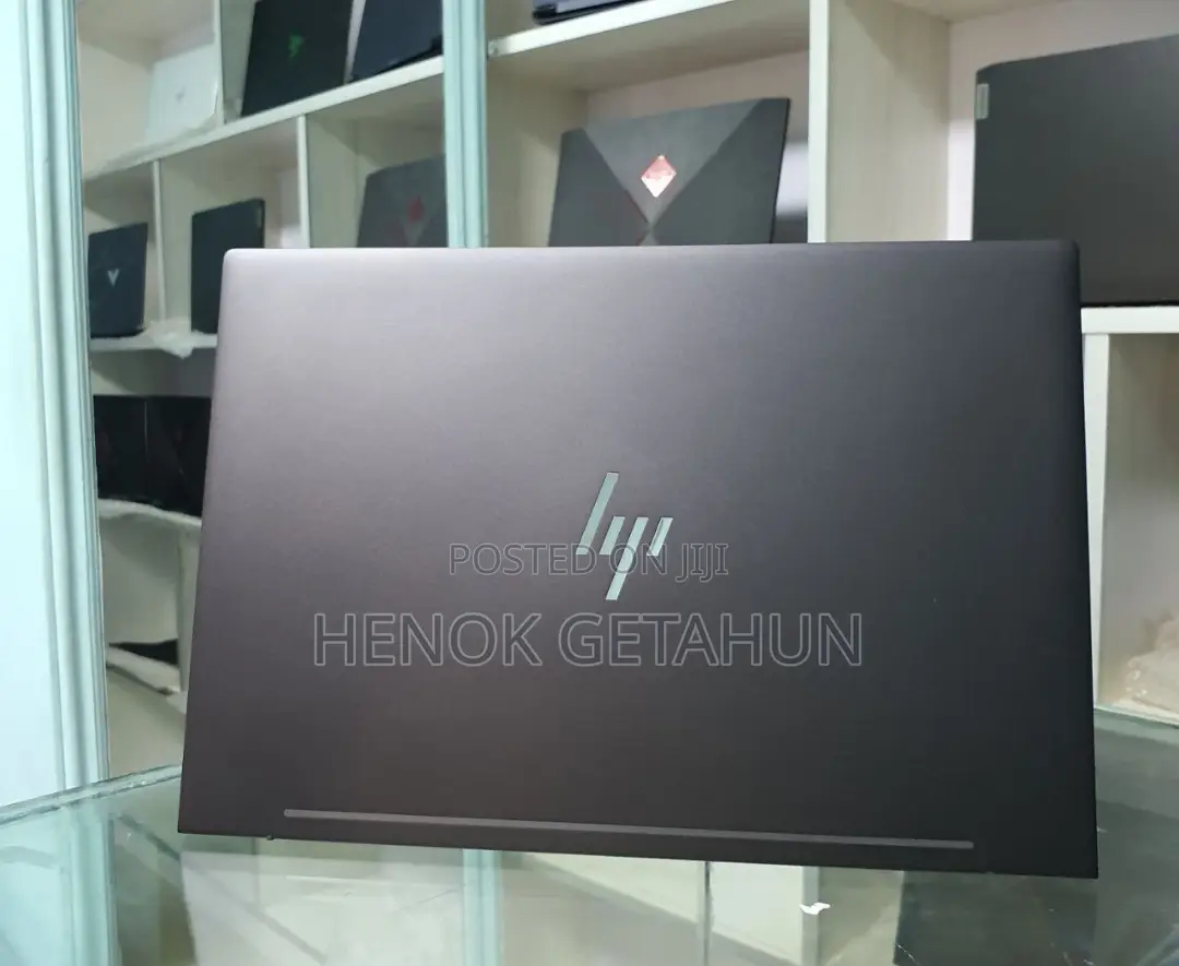 New Laptop HP Envy X360 8GB Intel Core I5 SSD 512GB