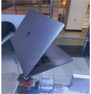 New Laptop Apple MacBook Pro 2019 32GB Intel Core I9 SSD 1T