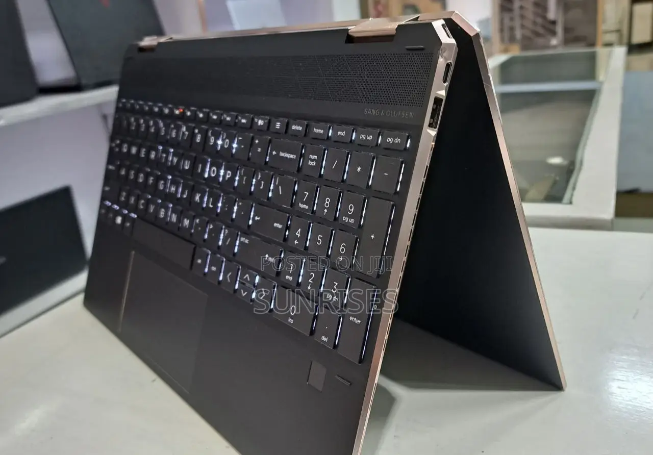 New Laptop HP Spectre X360 16GB Intel Core I7 SSD 1T