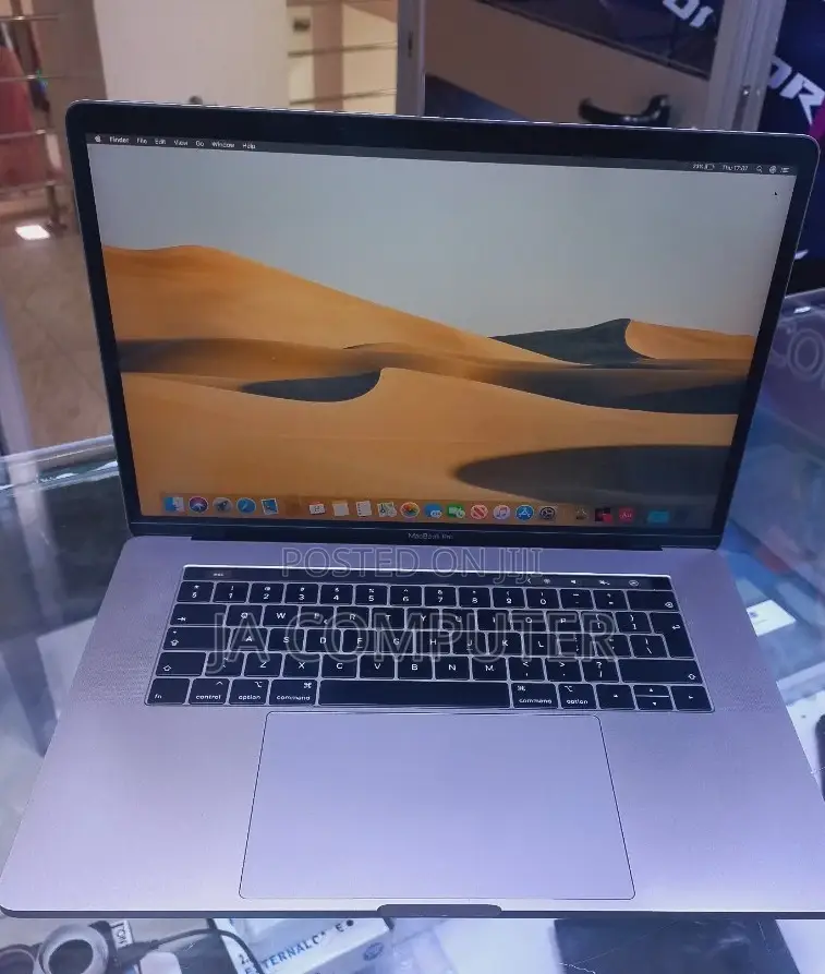 New Laptop Apple MacBook Pro 32GB Intel Core I9 SSD 1T