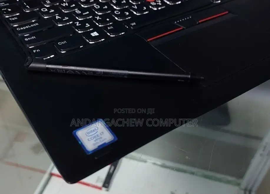 Laptop Lenovo ThinkPad X380 Yoga 16GB Intel Core I7 SSD 512GB