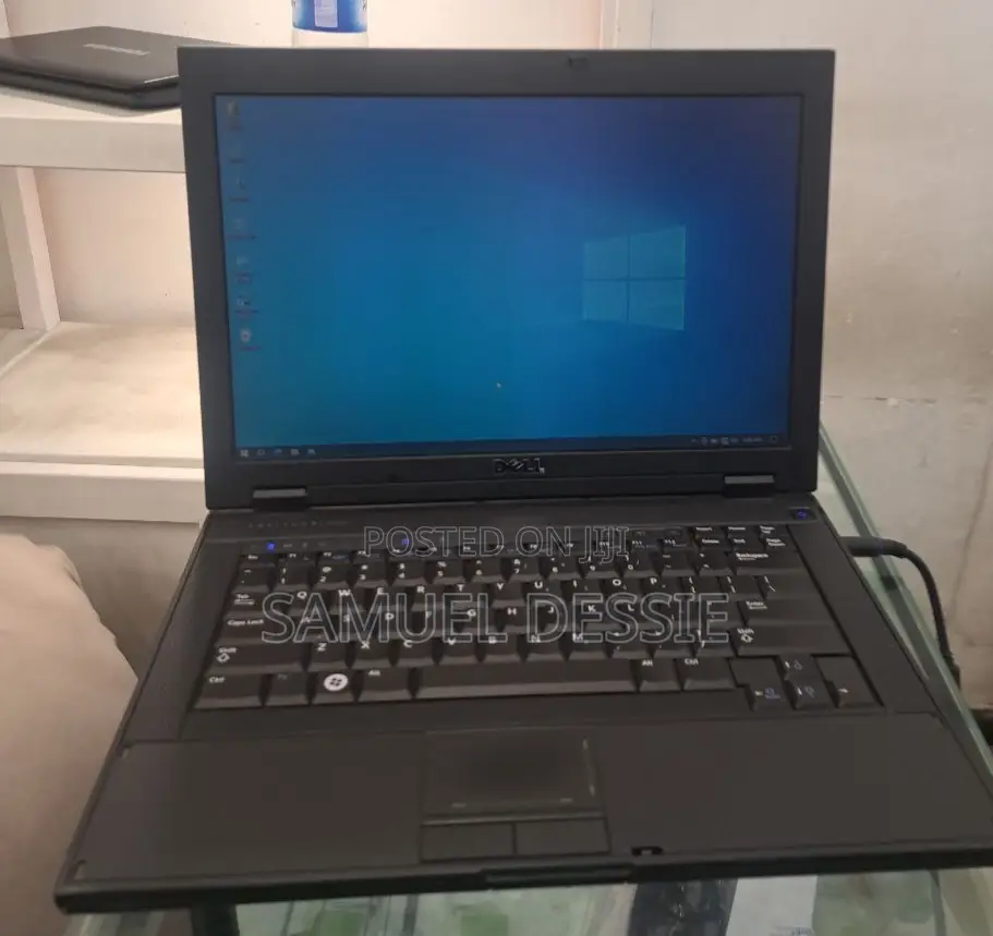 Laptop Dell Latitude 5310 4GB HDD 140GB