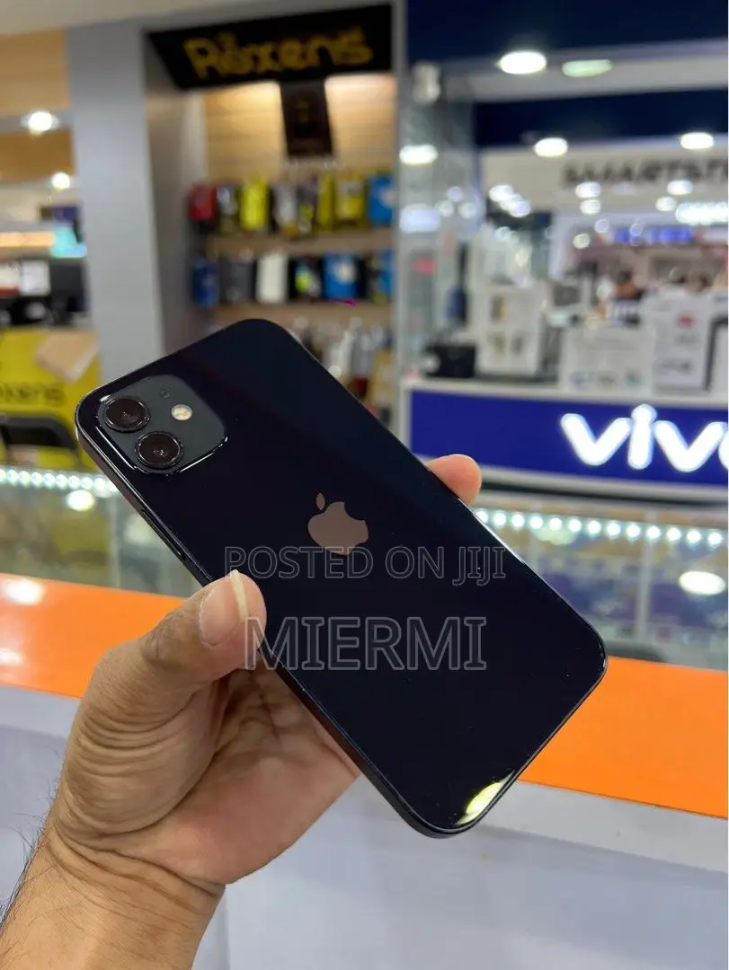 New Apple iPhone 12 64 GB Black