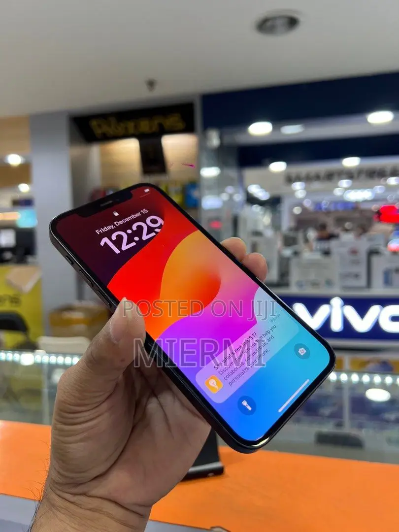 New Apple iPhone 12 64 GB Black